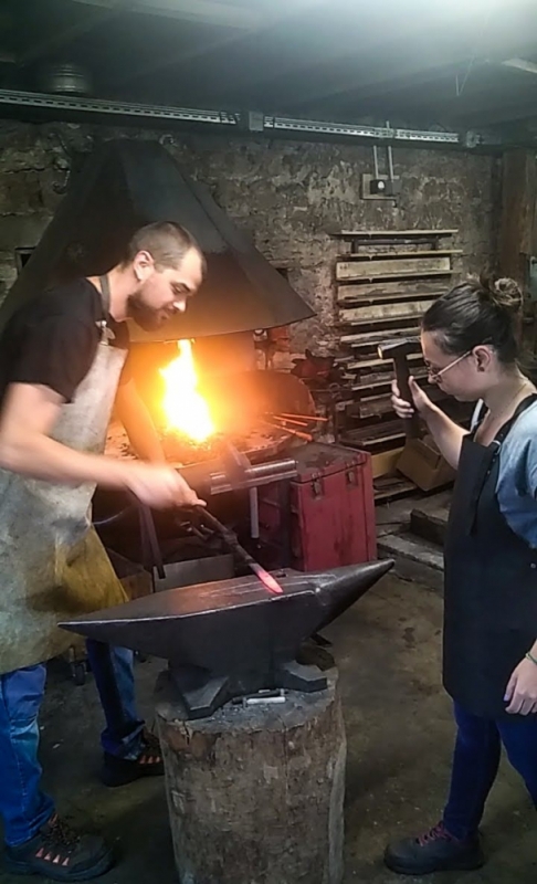 Atelier de forge, artisan forgeron à vielverge, ô feu Forgé, Vielverge, O Feu Forgé