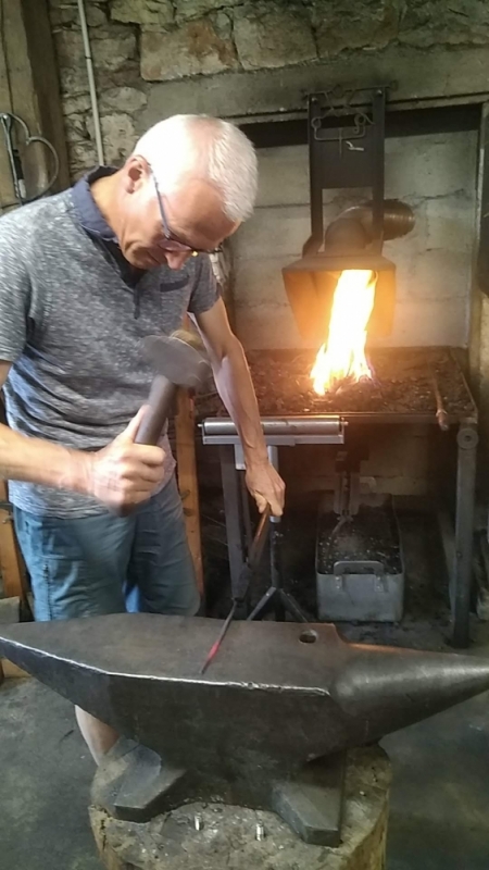 Atelier de forge, artisan forgeron à vielverge, ô feu Forgé, Vielverge, O Feu Forgé